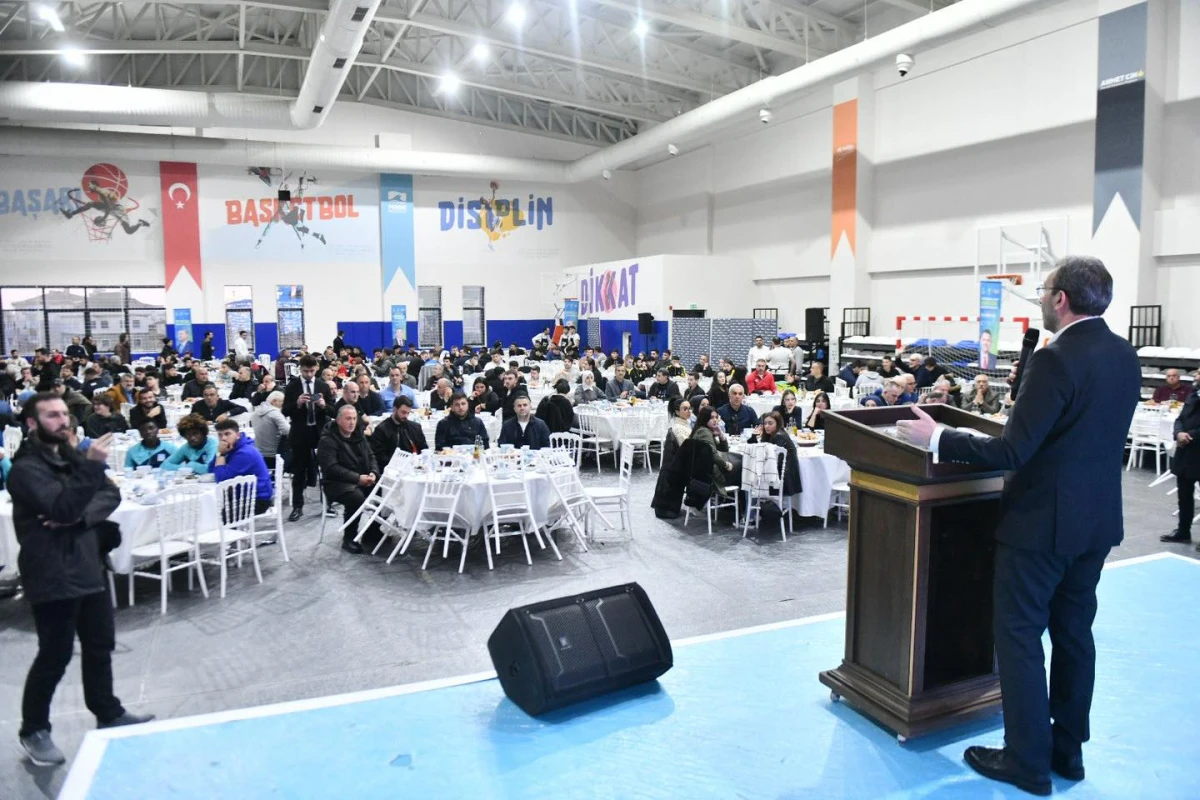 Pendik’te faaliyet gösteren amatör spor kulüplerimizin temsilcileri ve sporcuları ile iftar sofrasında buluştuk