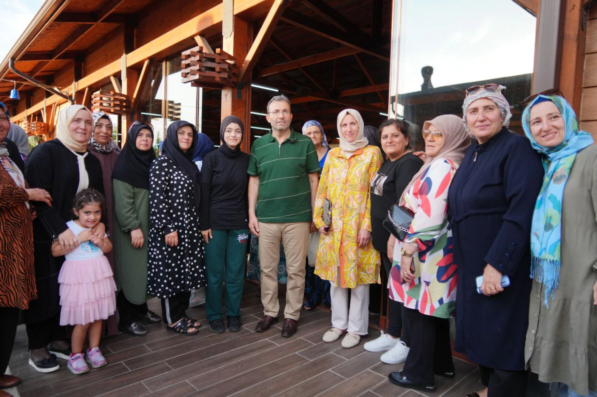 AK Parti Pendik İlçe Kadın Kollarımızın düzenlediği istişare programında fedakar teşkilat mensuplarımızla buluştuk