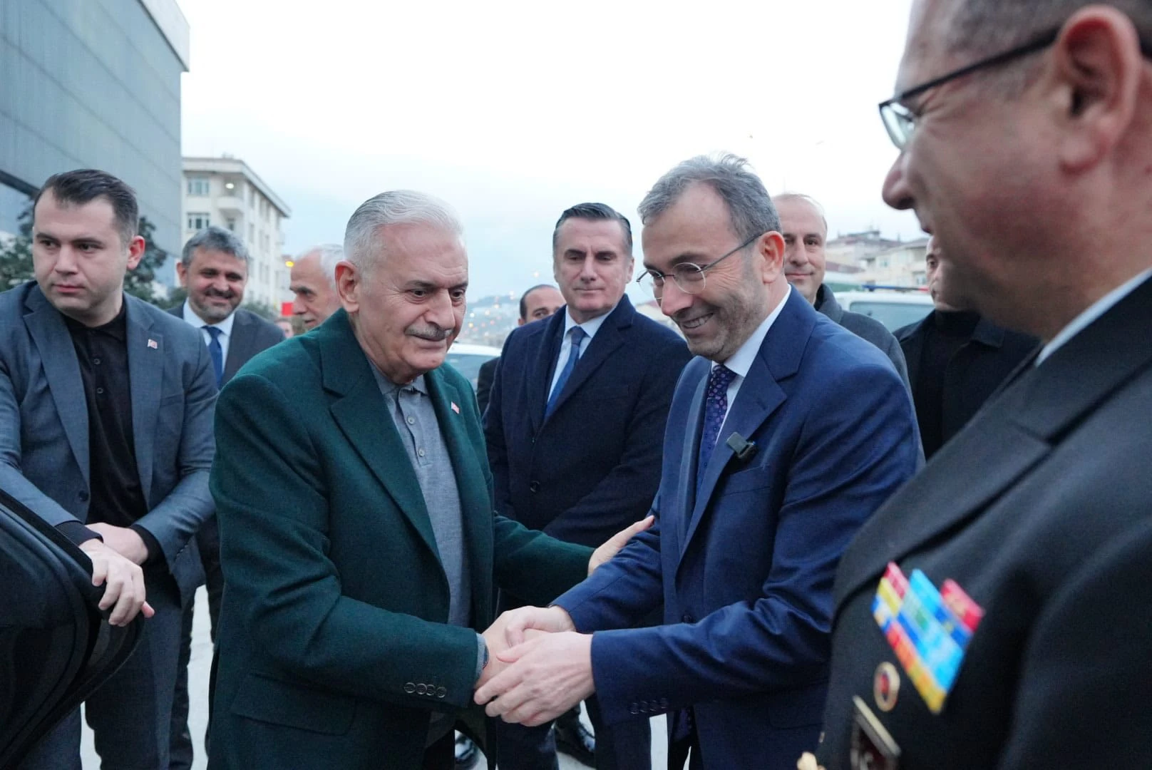 Siyasi partilerimizin temsilcileri, Pendik’te faaliyet gösteren STK temsilcilerimiz, sanayicilerimiz ve muhtarlarımız ile iftar soframızda buluştuk