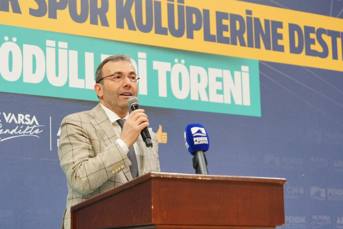 Pendik’teki Amatör Spor Kulüplerine Destek ve Spor Başarı Ödülleri Töreni’ne katıldık