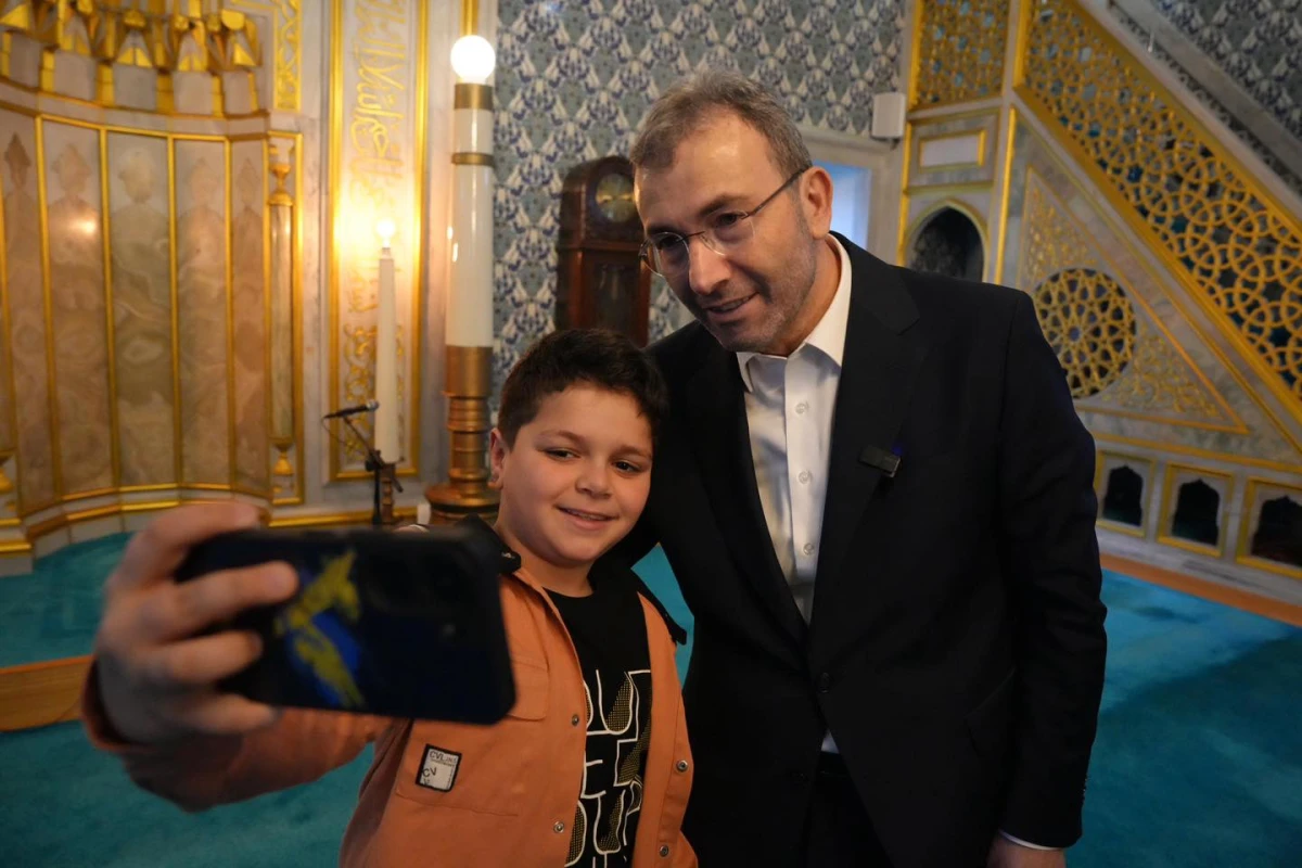 Bayramın bereketini ve sevincini Çarşı Cami’nde kıymetli hemşehrilerimizle paylaştık