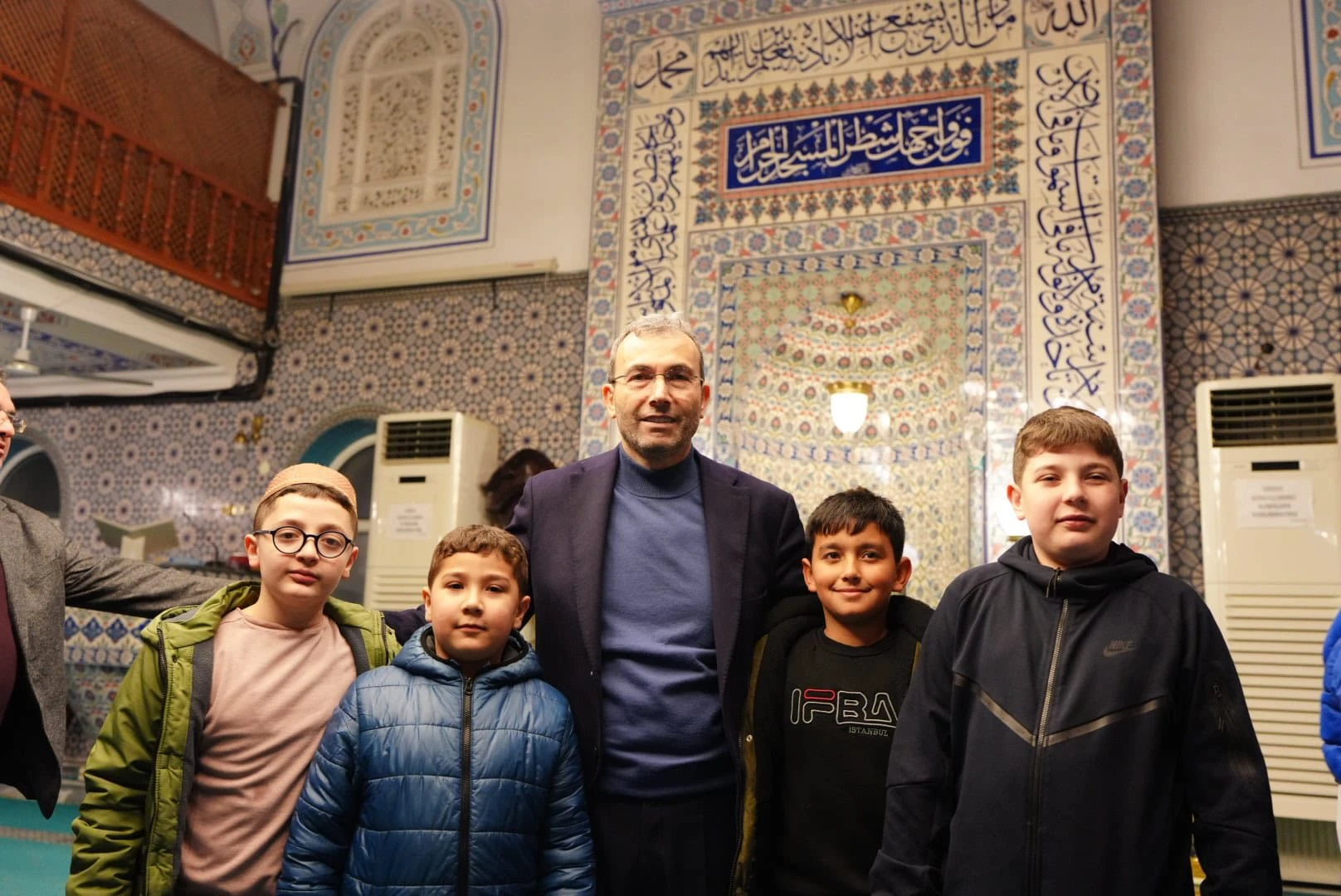 Berat Kandilimiz mübarek olsun