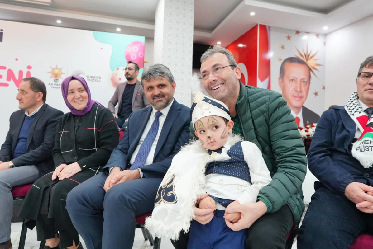 ‘Kirvem AK Parti’ 3. Geleneksel Sünnet Şöleni’nde AK Parti Pendik İlçe Başkanımız Özer Sarıkaya ile birlikte hemşehrilerimizle buluştuk