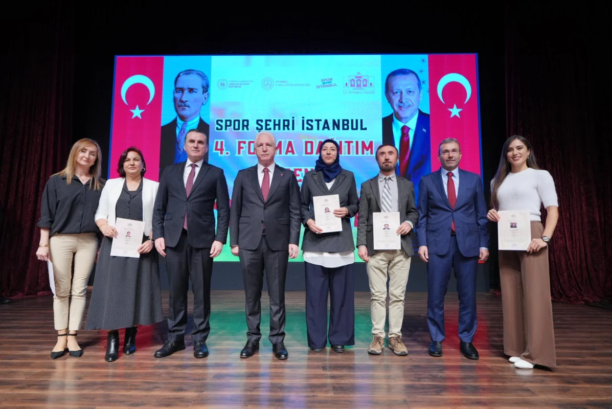 Valiliğimizin hayat geçirdiği Spor Şehri İstanbul Projesi kapsamında düzenlenen 4. Forma Dağıtım Törenine katıldık