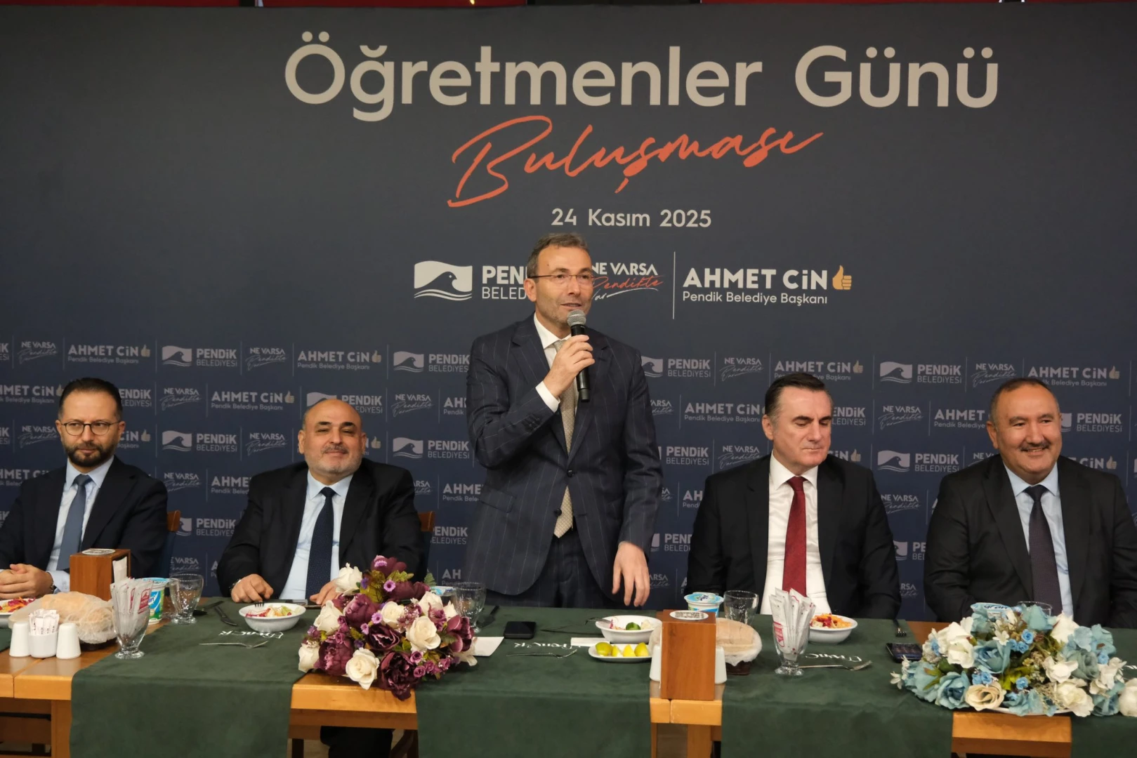 İlçemizde görev yapan kıymetli öğretmenlerimizle 24 Kasım Öğretmenler Günü vesilesiyle bir araya geldik