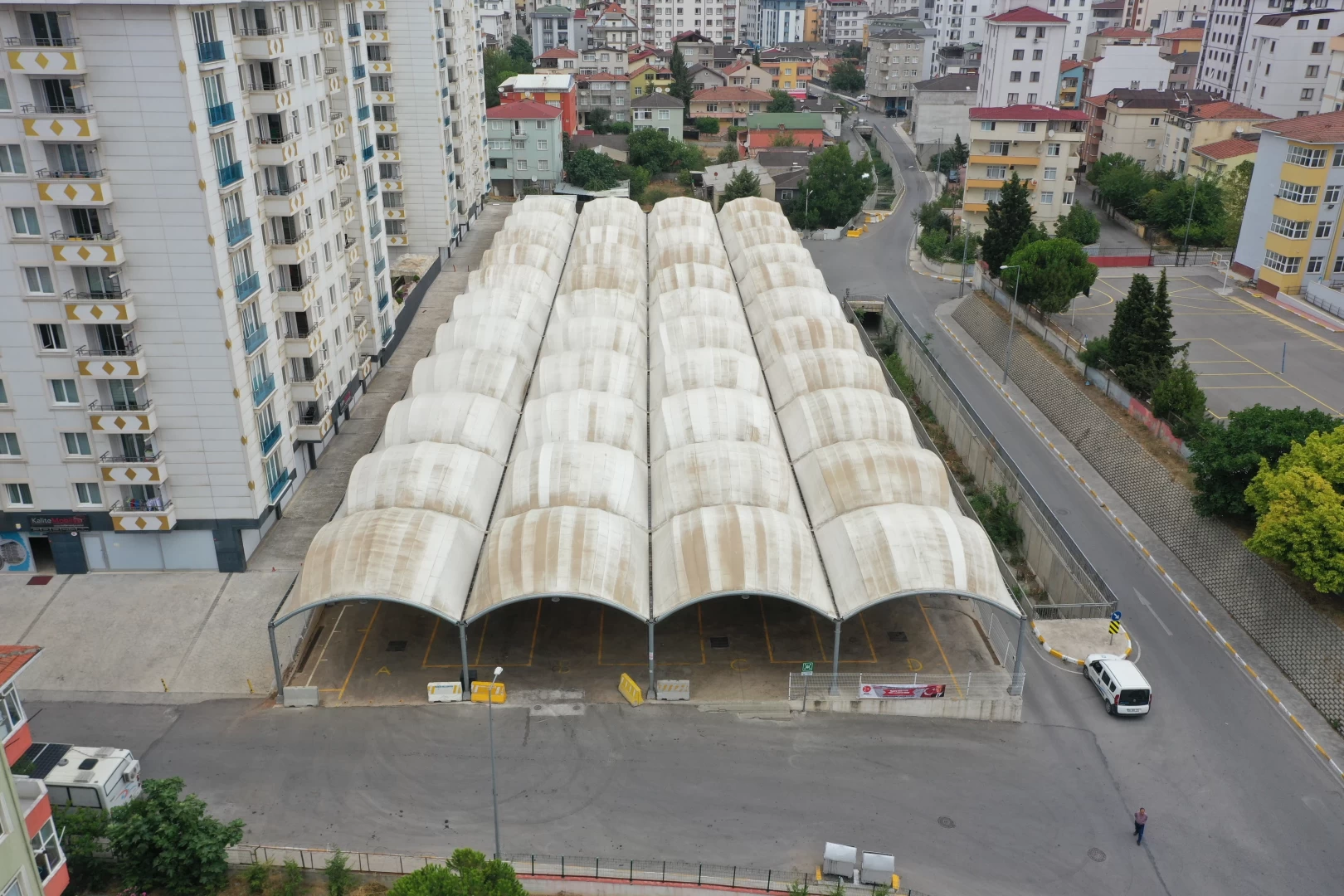 Güllübağlar Semt Pazarı