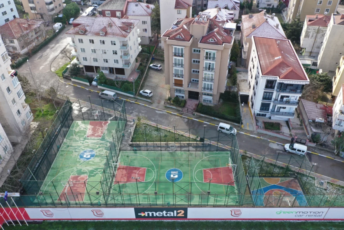 Aliya İzzet Begoviç Parkı