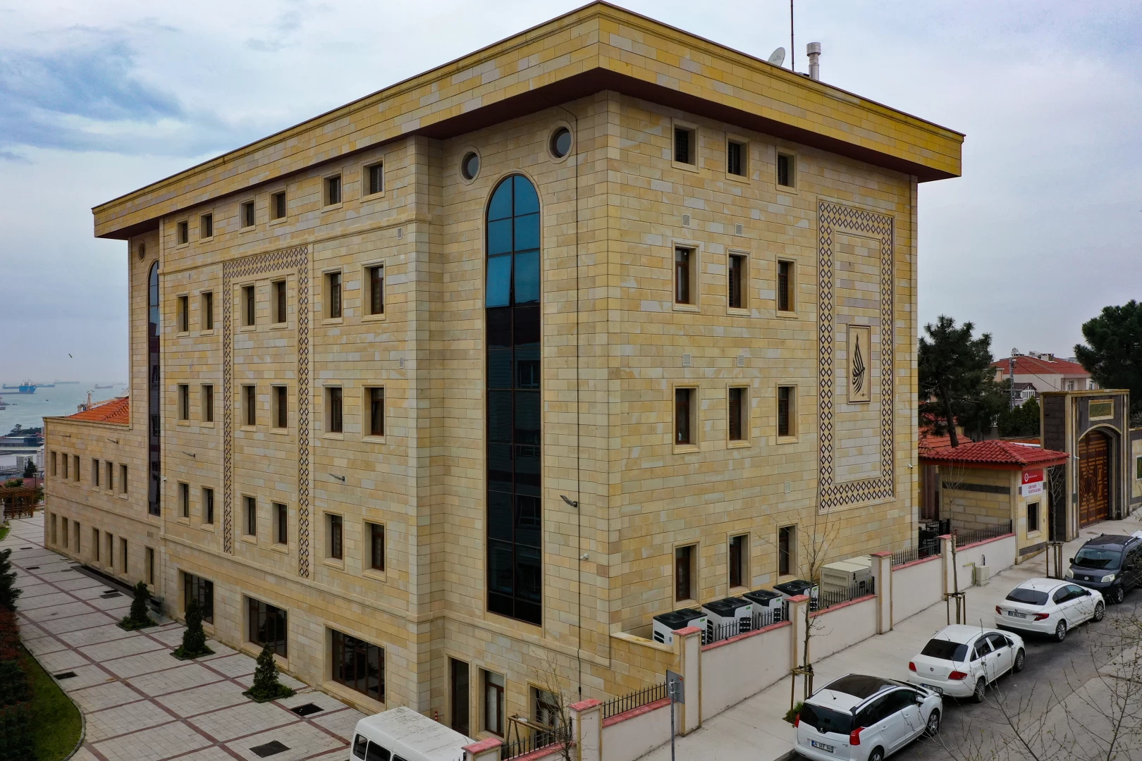 Esenyalı Ortaöğretim Yurt Binası