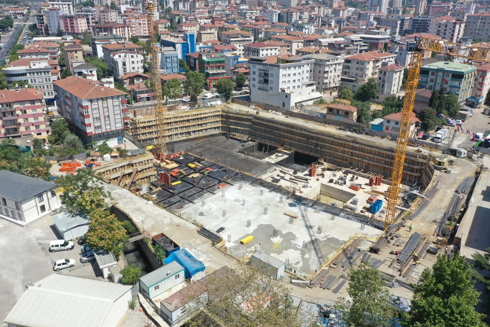 Belediye Hizmet Binası